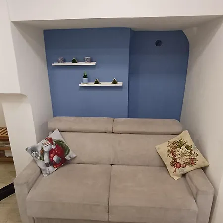 House Siren Parthenos Neapel